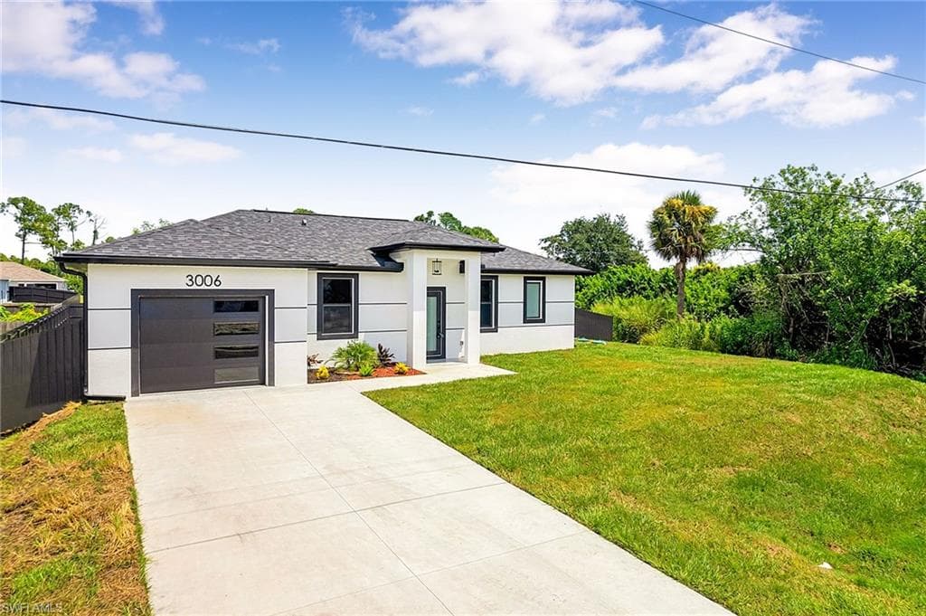 3006 39th ST SW LEHIGH ACRES, FL 33976