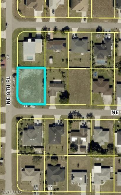 817 NE 9th TER CAPE CORAL, FL 33909