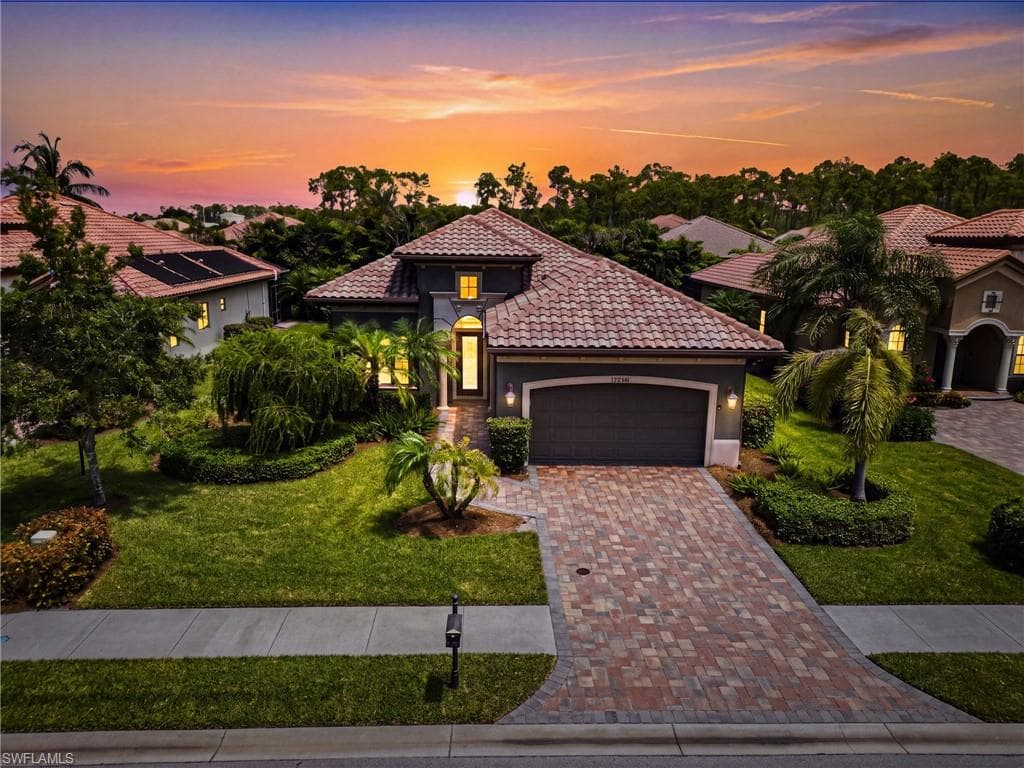 15850 Secoya Reserve CIR NAPLES, FL 34110