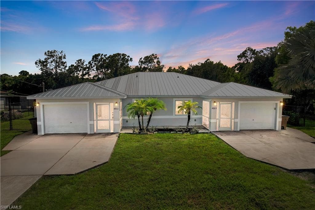 4901/4903 28th ST SW LEHIGH ACRES, FL 33973