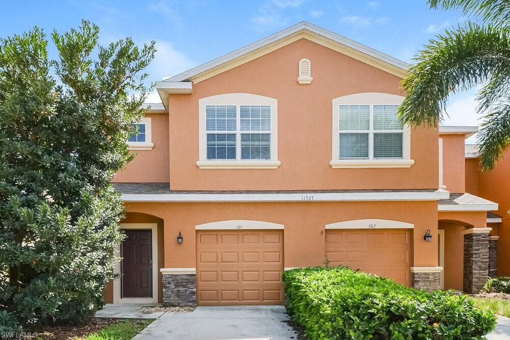11527 84th Street CIR E 101 PARRISH, FL 34219