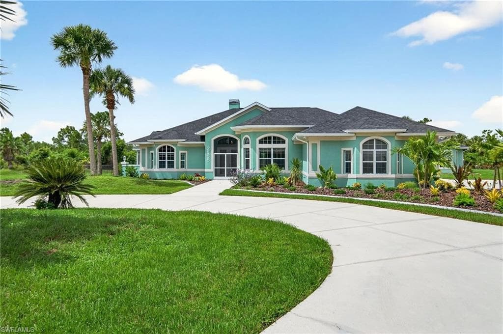 2555 Pear ST PORT CHARLOTTE, FL 33948
