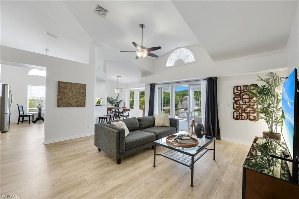 10951 Fieldfair DR NAPLES, FL 34119