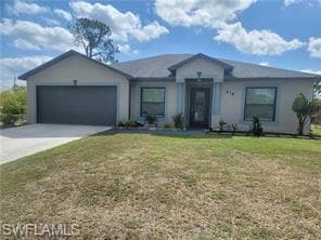818 Albert AVE LEHIGH ACRES, FL 33971