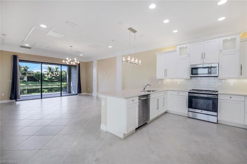 13350 Coronado DR NAPLES, FL 34109