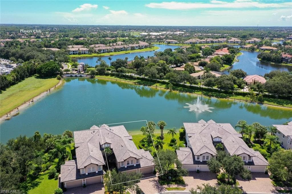 7877 Hawthorne DR 104 NAPLES, FL 34113