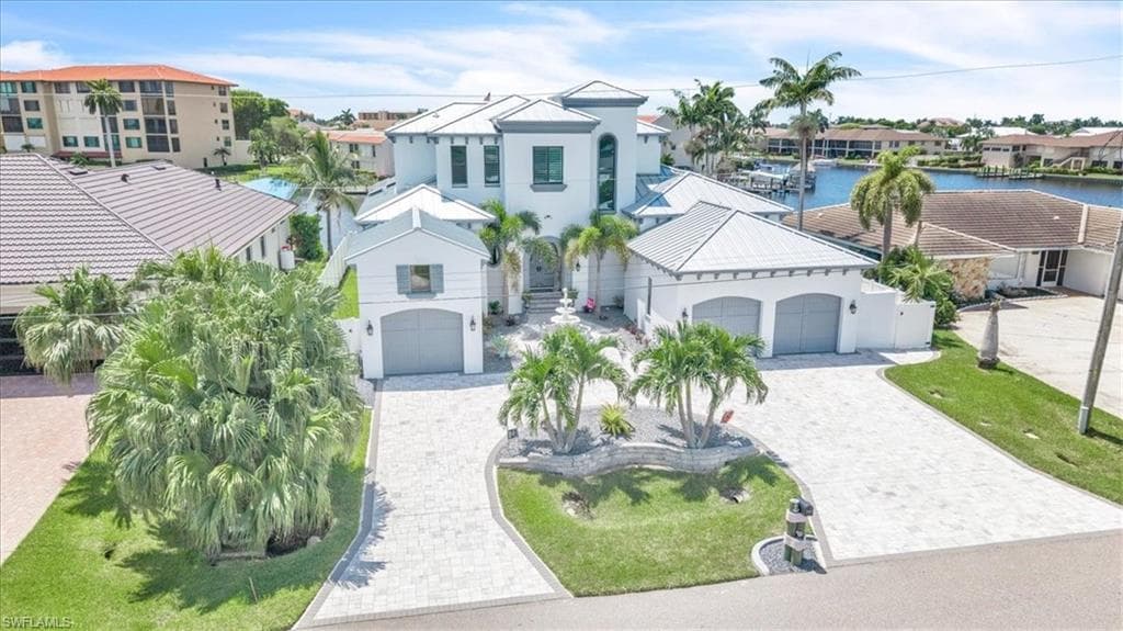 1918 SE 40th ST CAPE CORAL, FL 33904