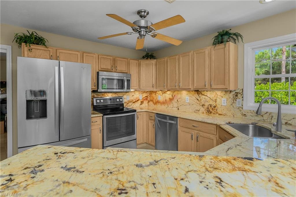 538 Leawood CIR NAPLES, FL 34104