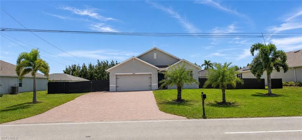 1702 Embers PKWY W CAPE CORAL, FL 33993