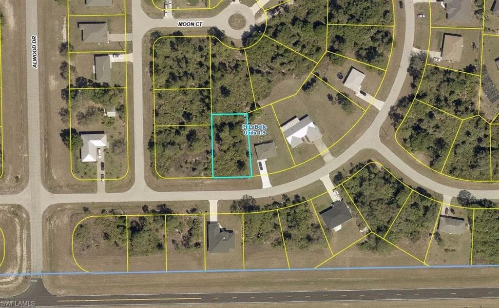 5022 Hummingbird LABELLE, FL 33935