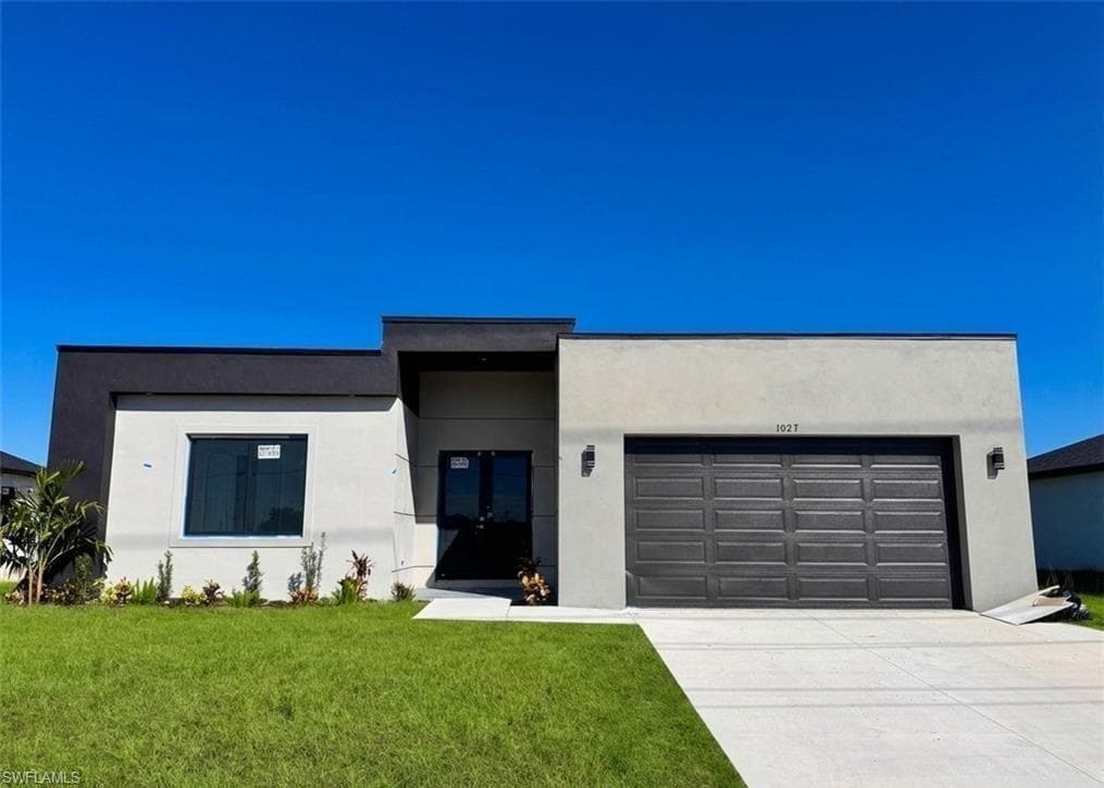 1027 Kismet PKWY W CAPE CORAL, FL 33993