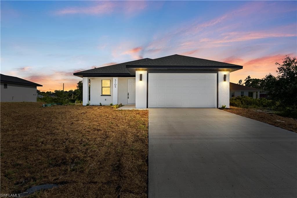 3305 43rd ST W LEHIGH ACRES, FL 33971