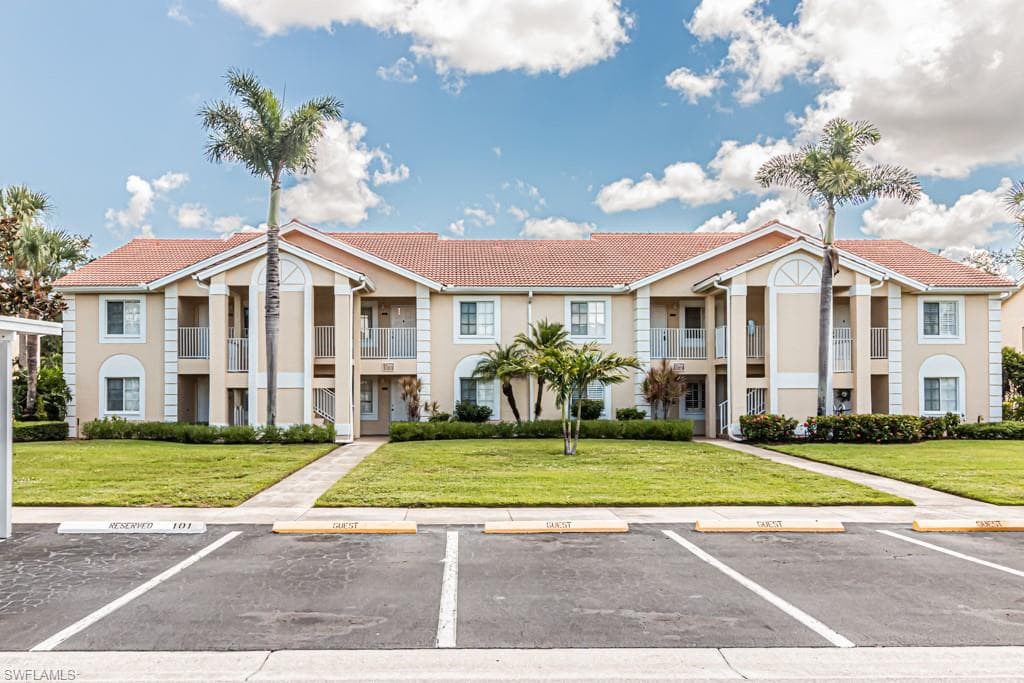 7768 Jewel LN 102 NAPLES, FL 34109