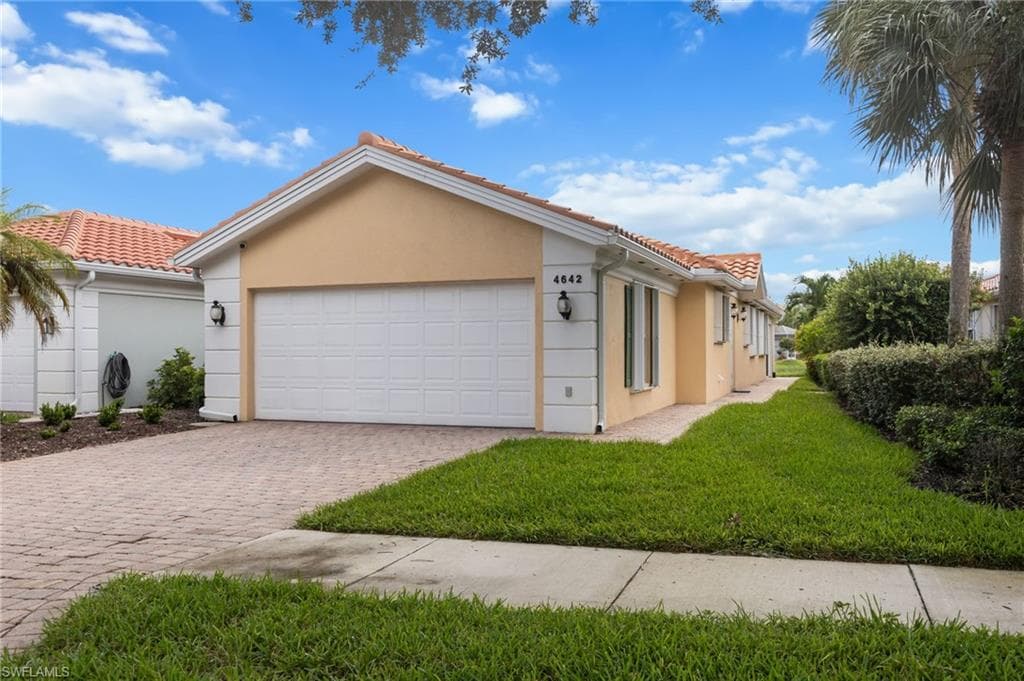 4642 Ossabaw WAY NAPLES, FL 34119