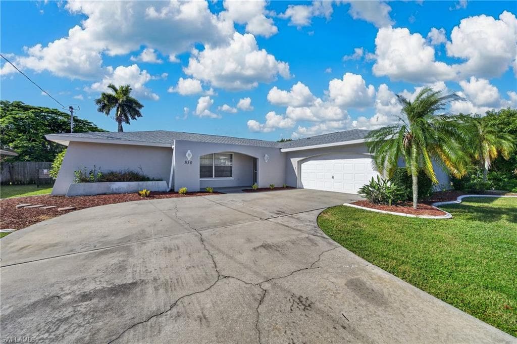 850 SE 41st ST CAPE CORAL, FL 33904