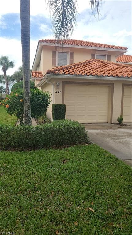 445 Robin Hood CIR 201 NAPLES, FL 34104