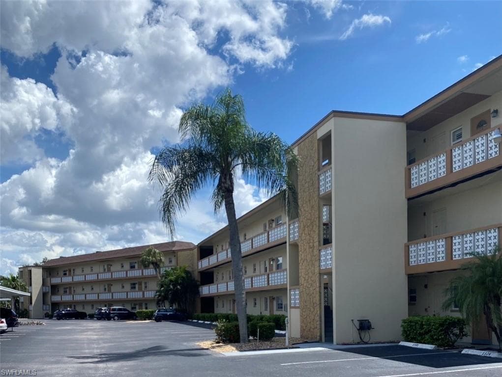 1515 Tropic TER 1515 NORTH FORT MYERS, FL 33903