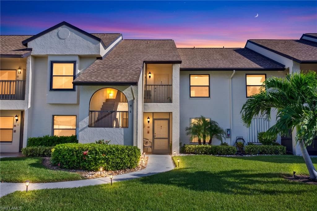 8430 Charter Club CIR 15 FORT MYERS, FL 33919