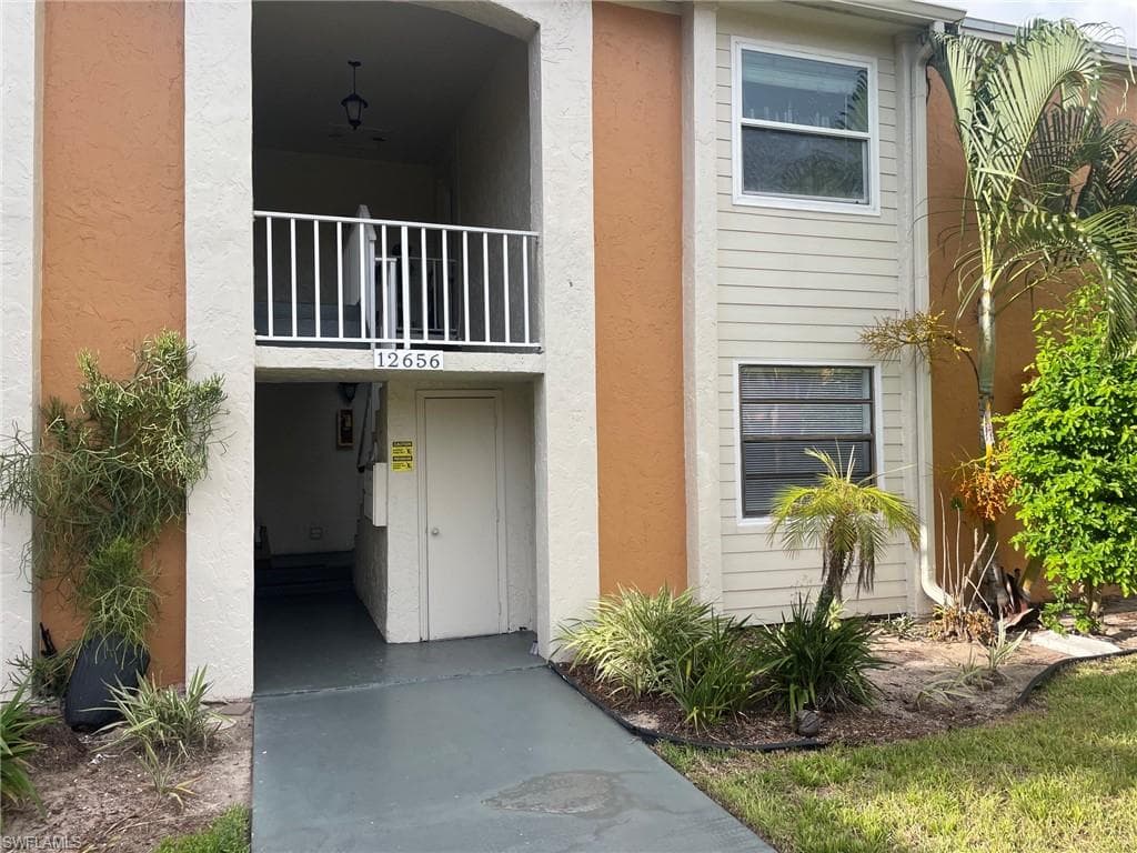 12656 Kenwood LN B FORT MYERS, FL 33907