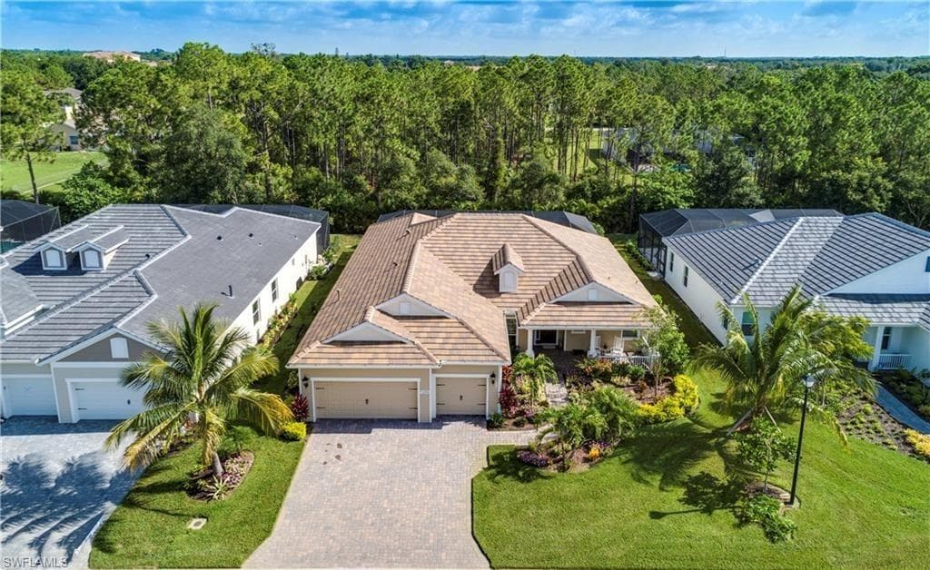 21551 Oaks Of Estero CIR S ESTERO, FL 33928