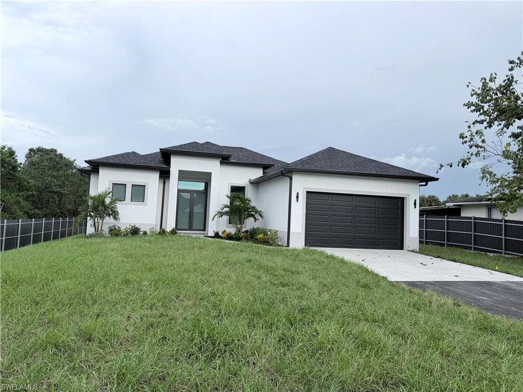 472 12TH ST NE NAPLES, FL 34120