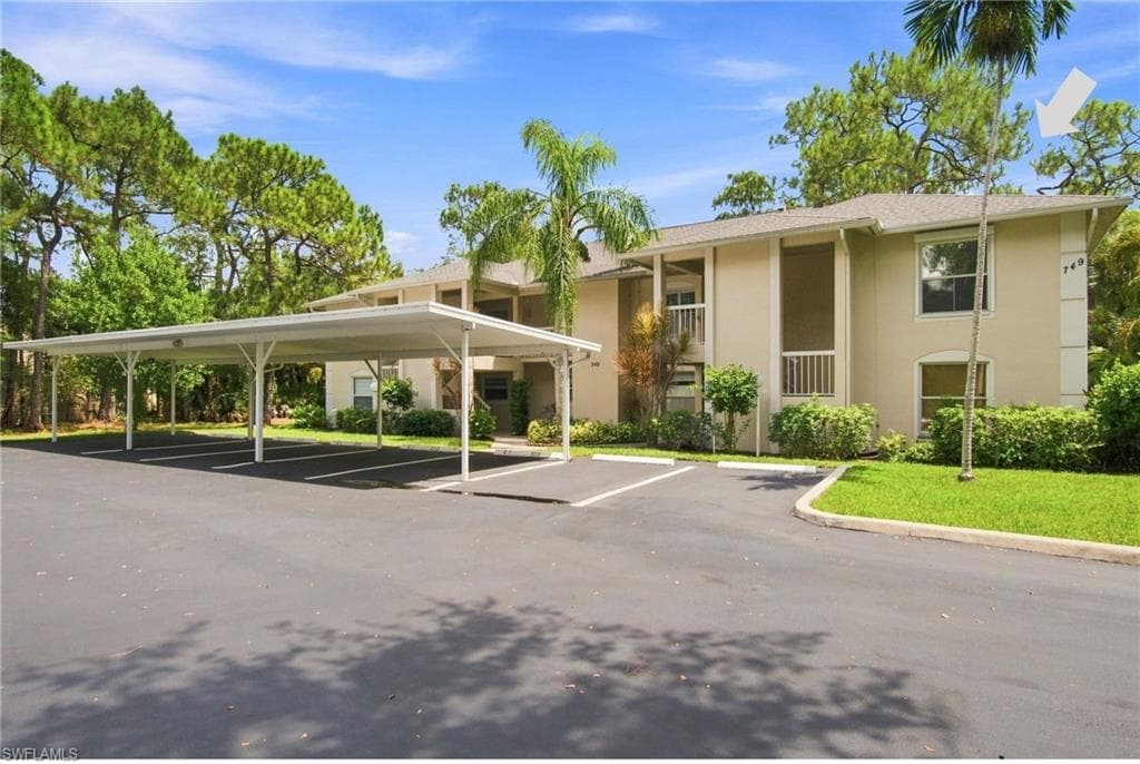 749 Landover CIR 203 NAPLES, FL 34104