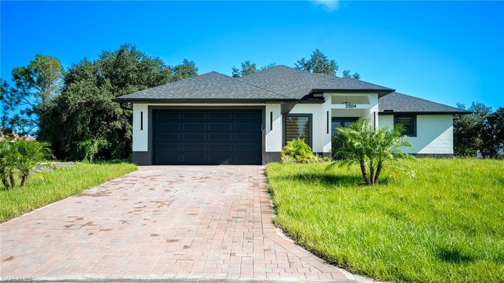 2504 52nd ST SW LEHIGH ACRES, FL 33976