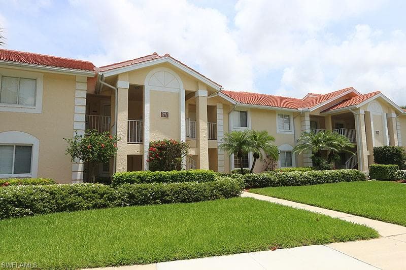 7812 Emerald CIR 201 NAPLES, FL 34109