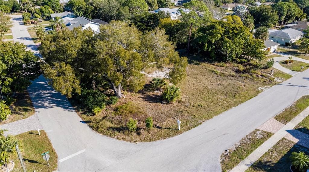 27654 Imperial River RD BONITA SPRINGS, FL 34134