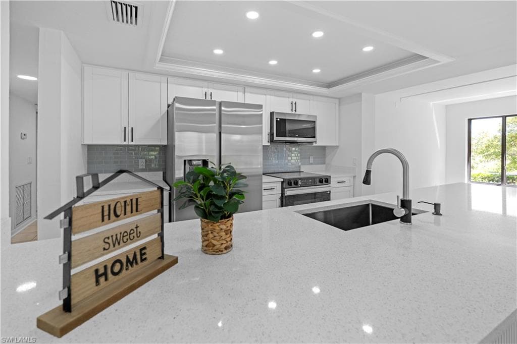 6216 Cougar RUN 202 FORT MYERS, FL 33908