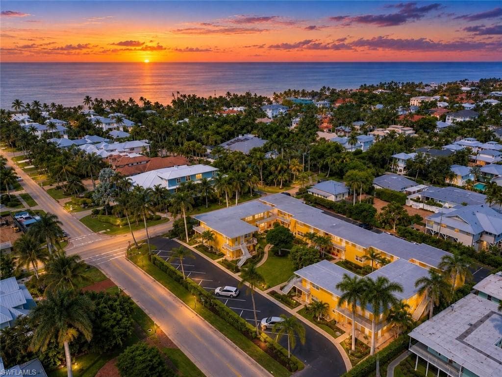 223 8th AVE S 223B NAPLES, FL 34102