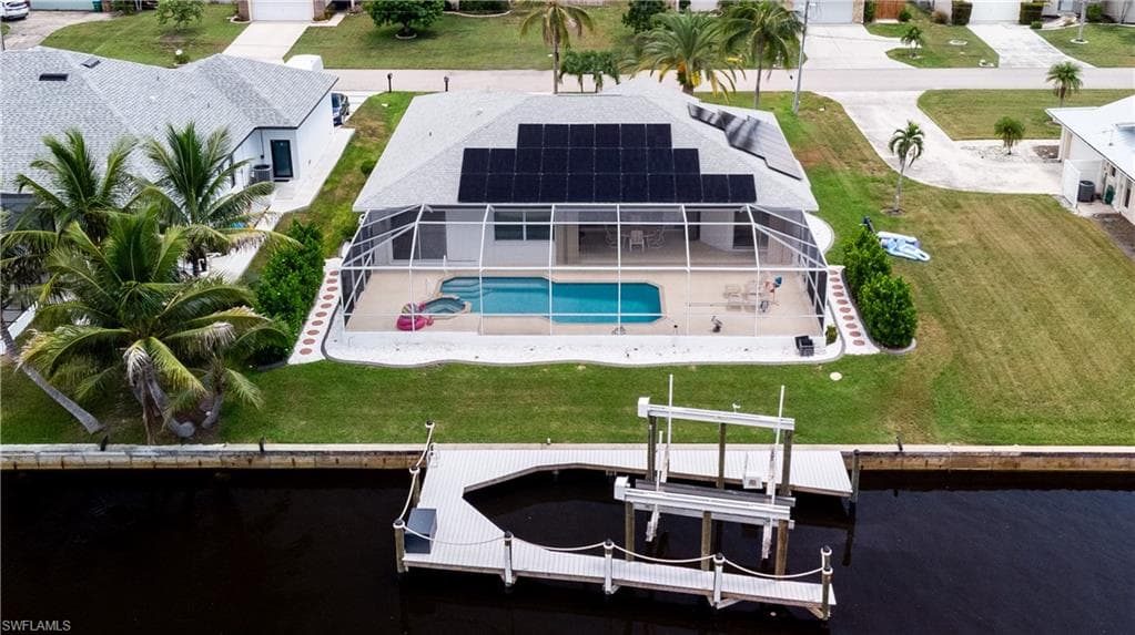 1210 SE 21st AVE CAPE CORAL, FL 33990