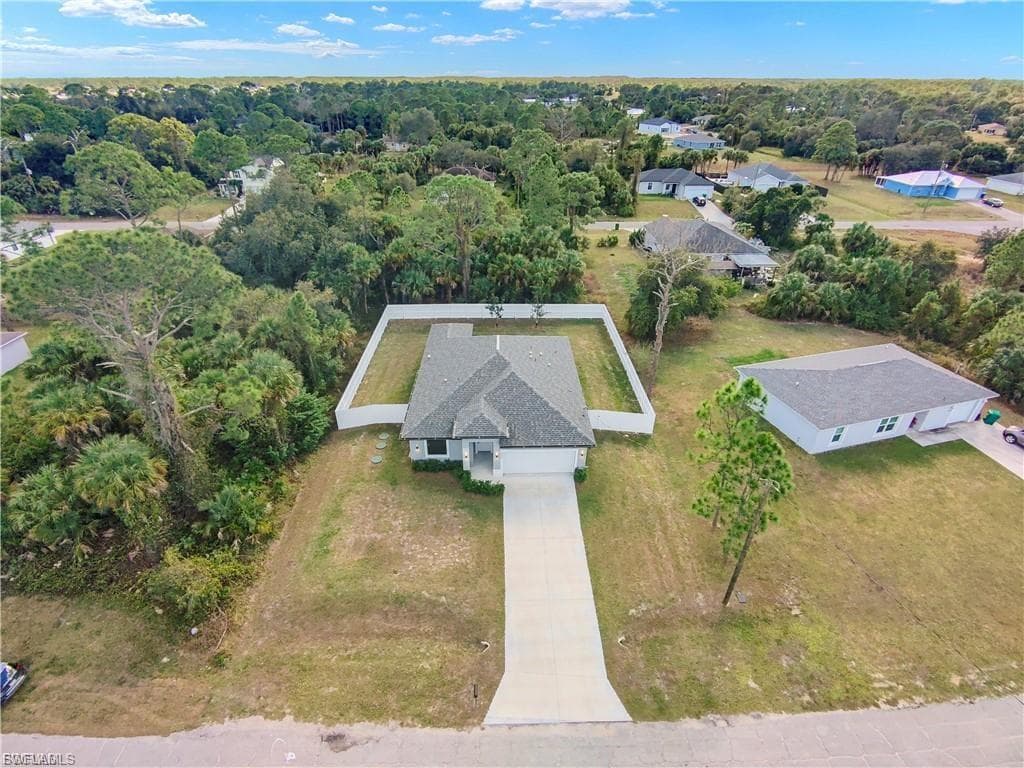 5008 Myrtlewood RD LABELLE, FL 33935