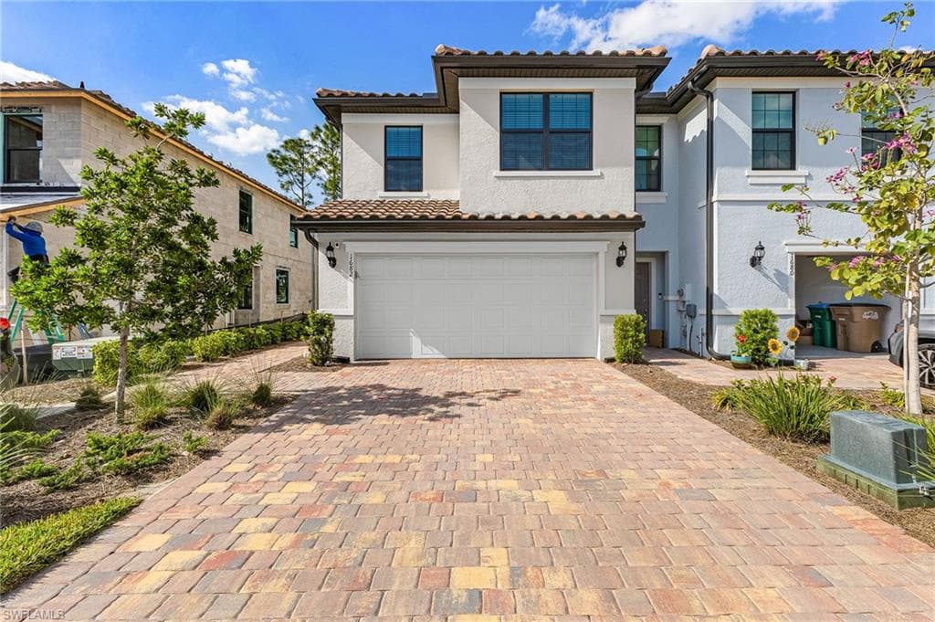 1682 Lake Jessup CIR CAPE CORAL, FL 33909