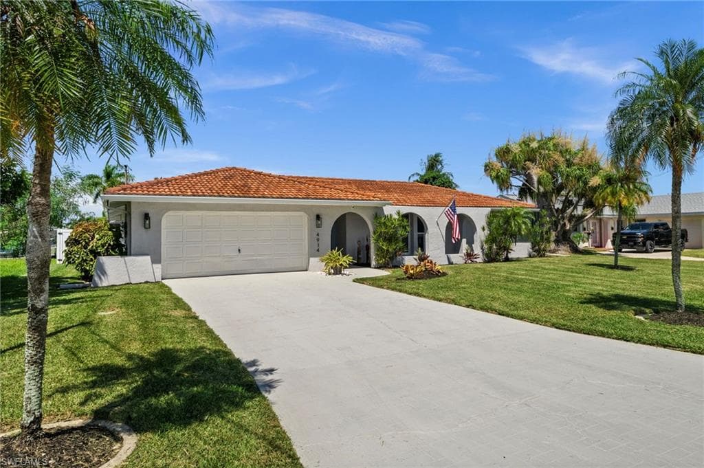 4914 Sorrento CT CAPE CORAL, FL 33904