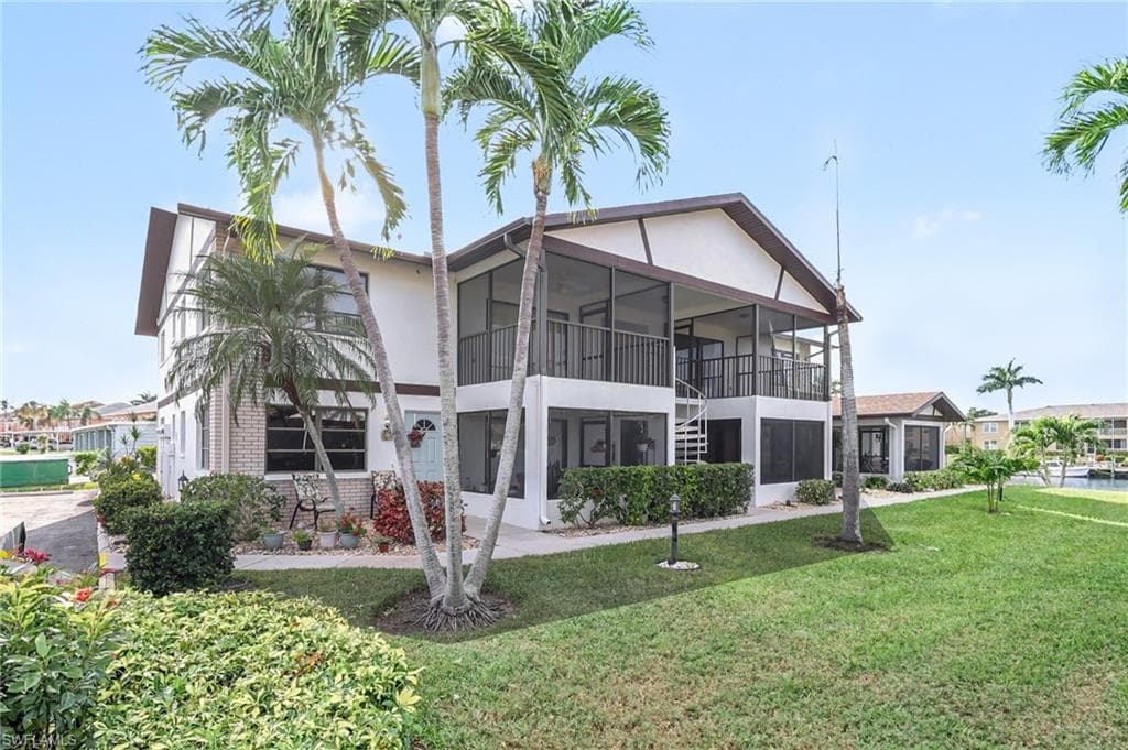 4528 SE 5th PL 8 CAPE CORAL, FL 33904