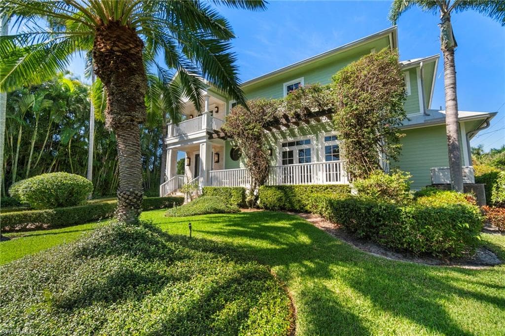 645 Broad AVE S NAPLES, FL 34102