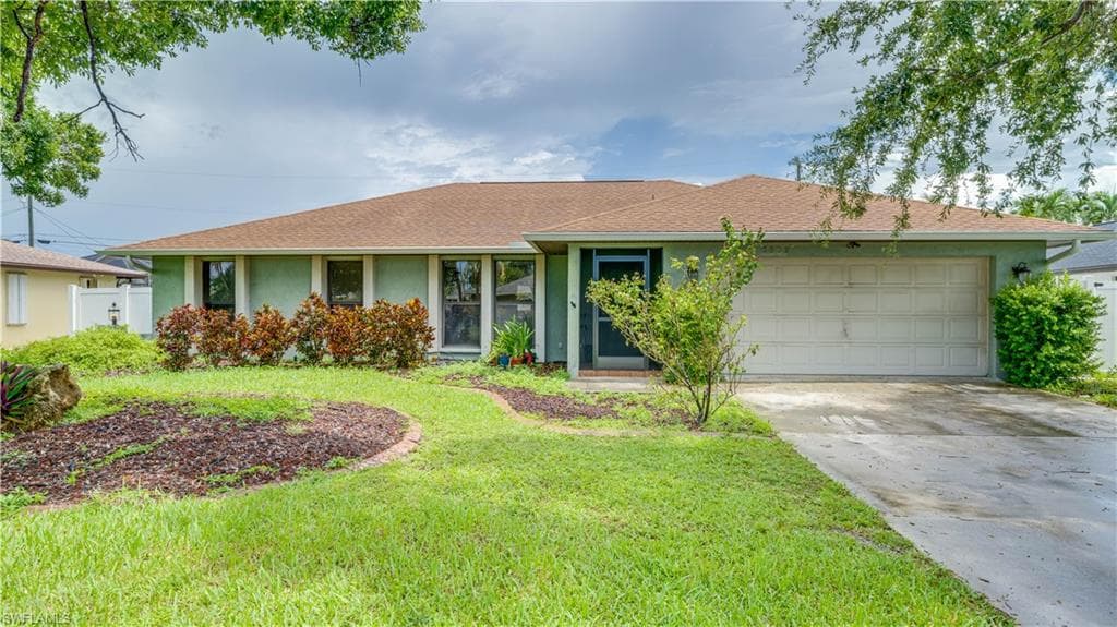 3609 SE 2nd PL CAPE CORAL, FL 33904