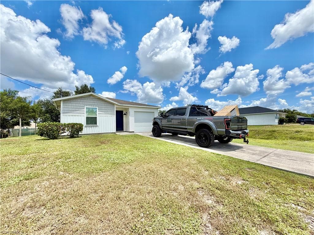 2800 26th ST SW LEHIGH ACRES, FL 33976
