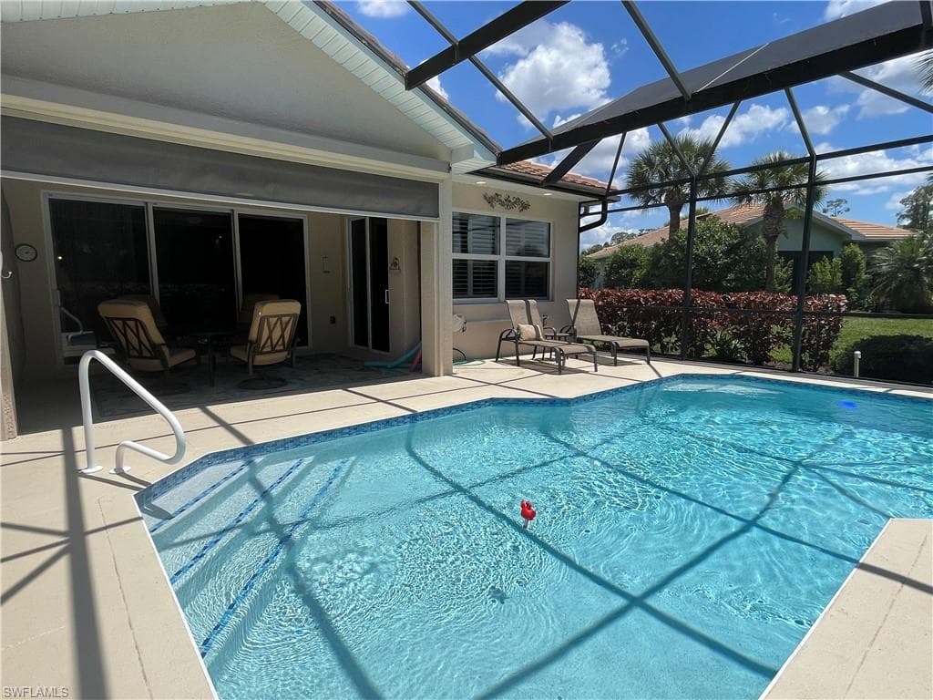 10630 Camarelle CIR FORT MYERS, FL 33913