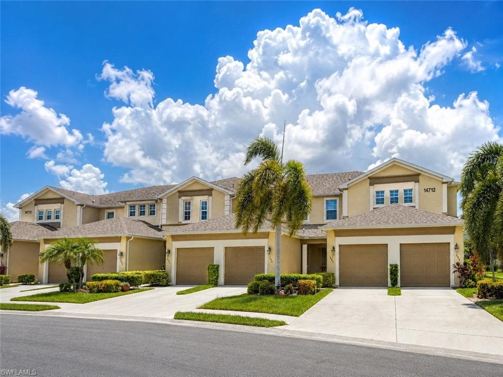 14712 Calusa Palms DR 204 FORT MYERS, FL 33919