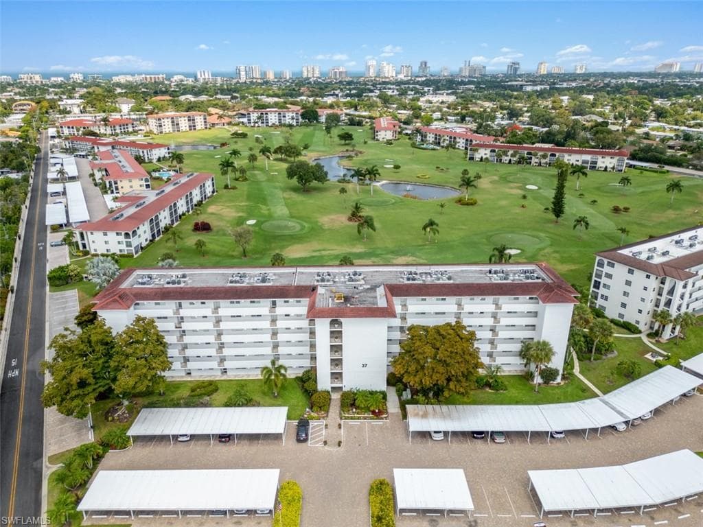 37 High Point CIR E 208 NAPLES, FL 34103