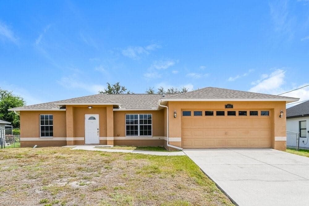 1733 SW 22nd LN CAPE CORAL, FL 33991