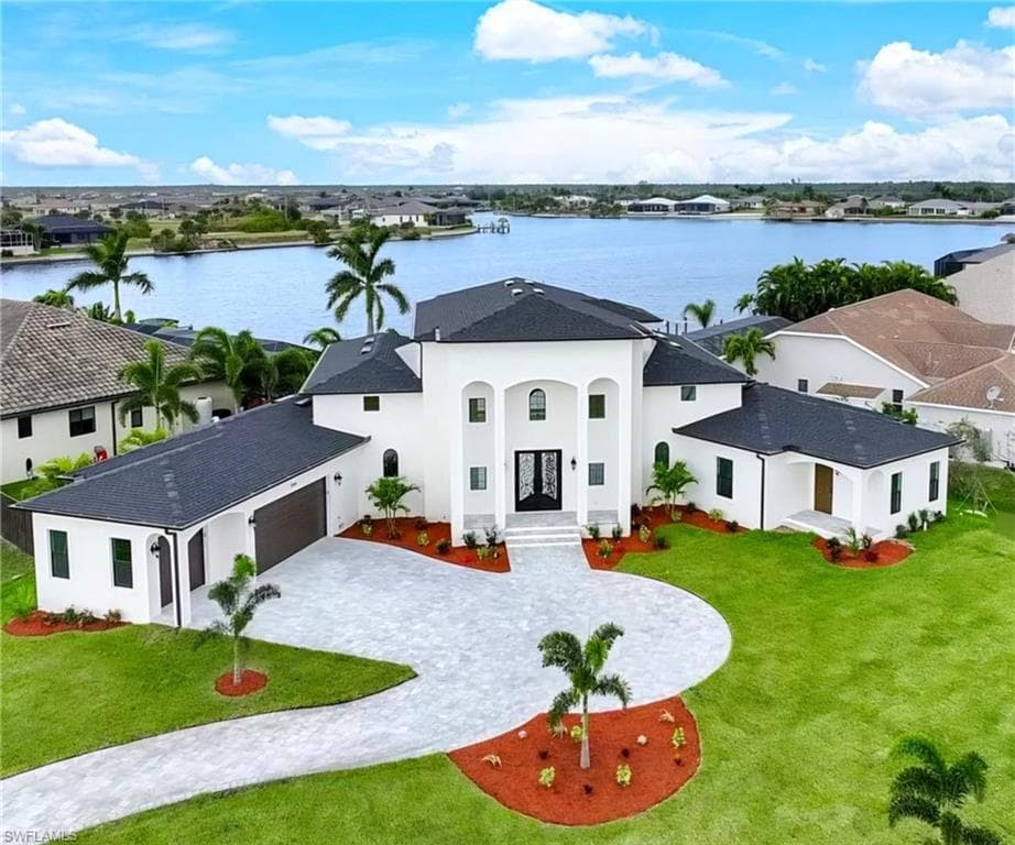 3505 44th PL CAPE CORAL, FL 33993