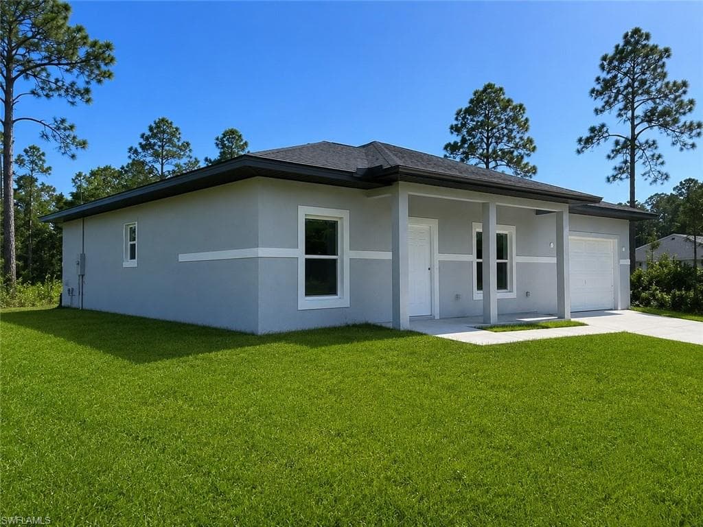 206 Hagan AVE S LEHIGH ACRES, FL 33974