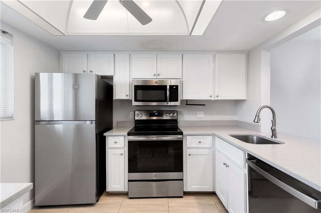 1008 Manatee RD G103 NAPLES, FL 34114