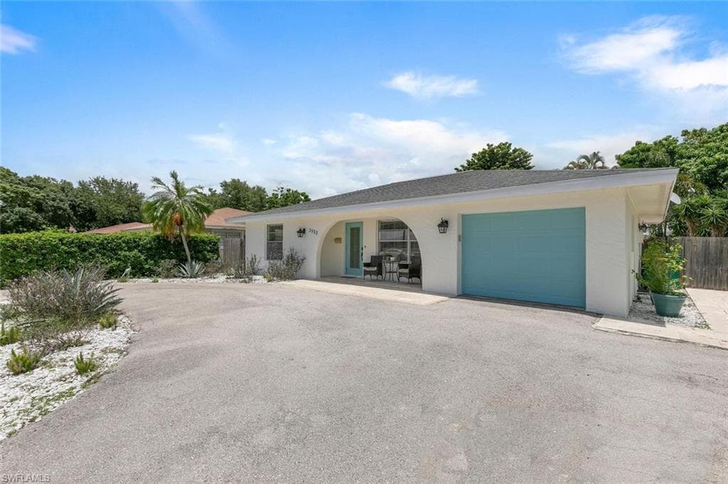 3520 Bolero WAY NAPLES, FL 34105