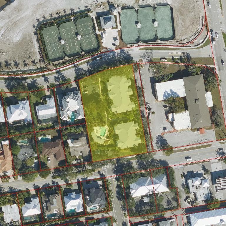 800 Golf DR N204 NAPLES, FL 34102