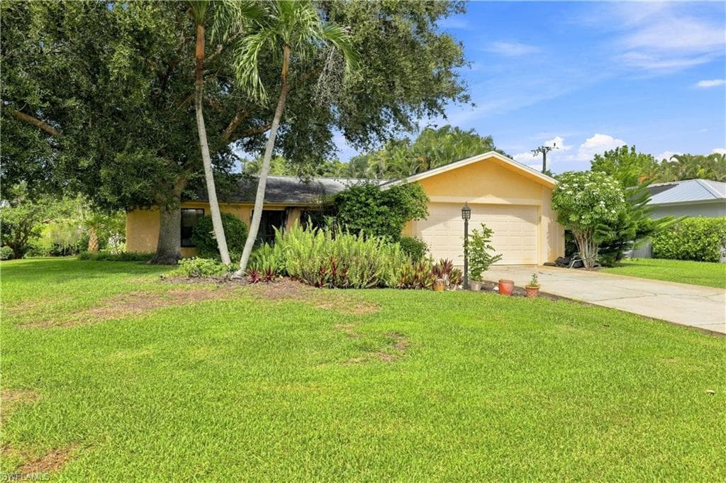 4448 Beechwood Lake DR NAPLES, FL 34112