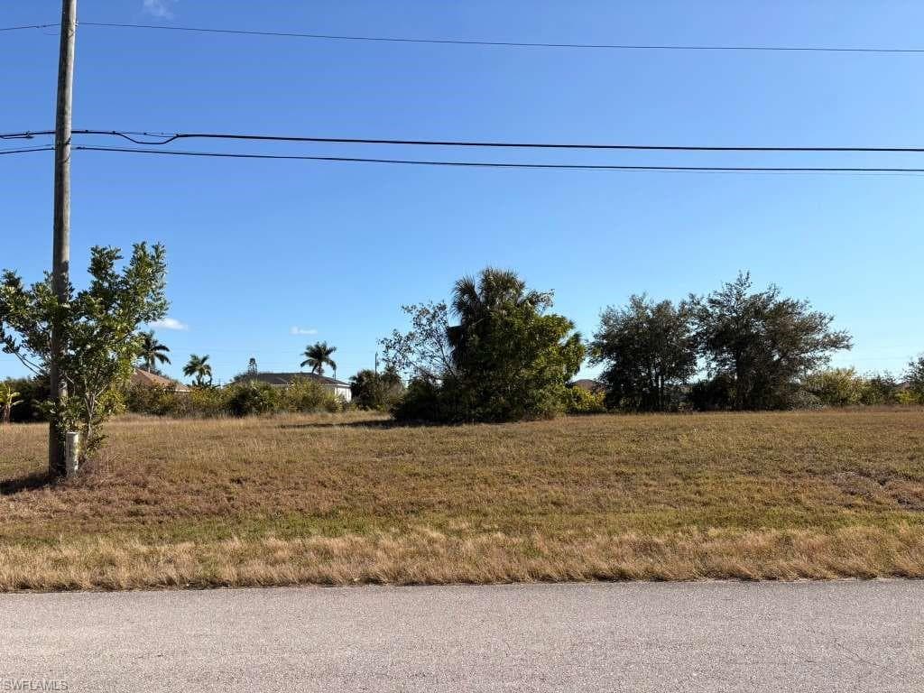 1203 NW 9th PL CAPE CORAL, FL 33993